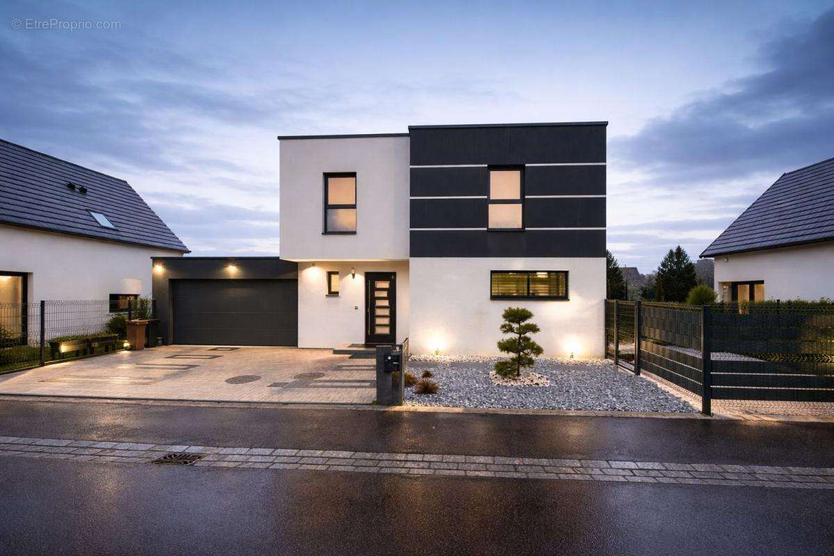 Maison à FROENINGEN