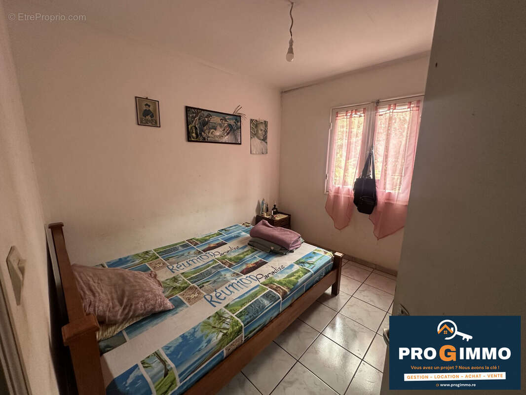 Maison 56 m² à Petite-Ile  - photo 4