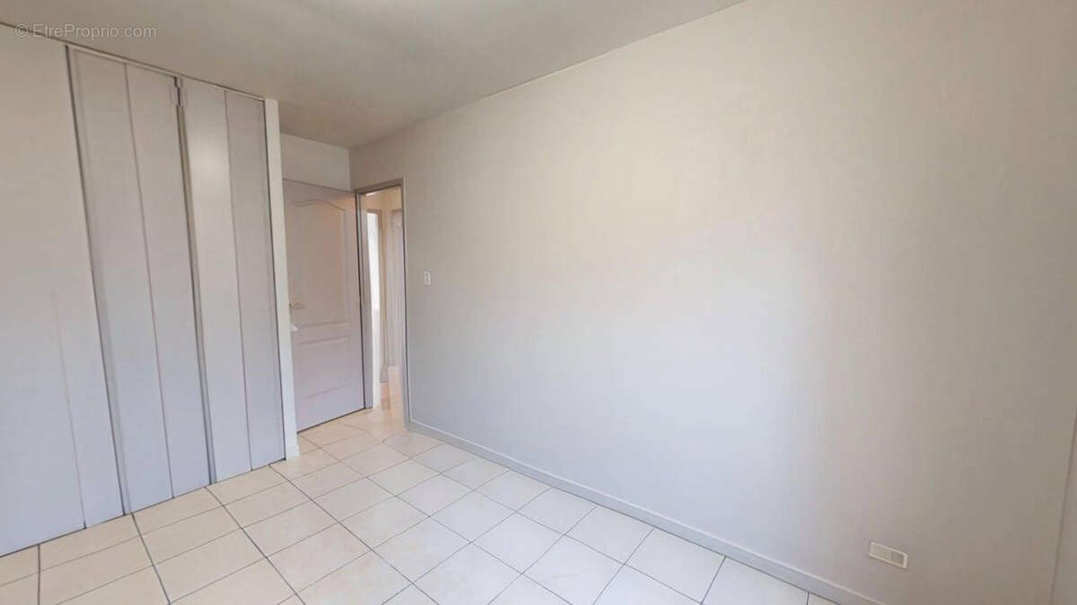 Maison à LES MONTILS