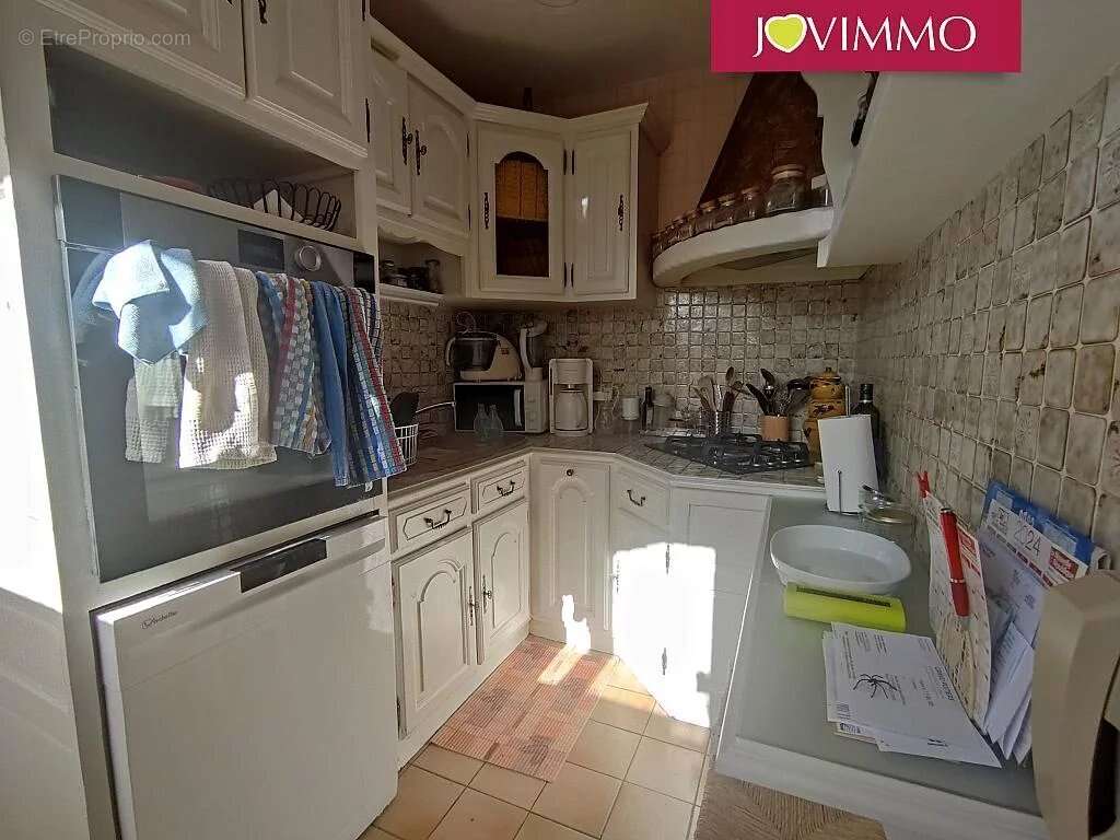 Maison à FONTAINE-LE-COMTE