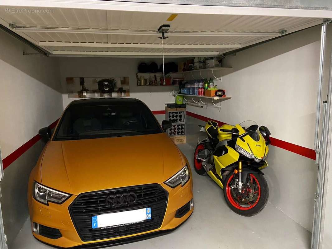 Appartement à VILLENEUVE-LOUBET