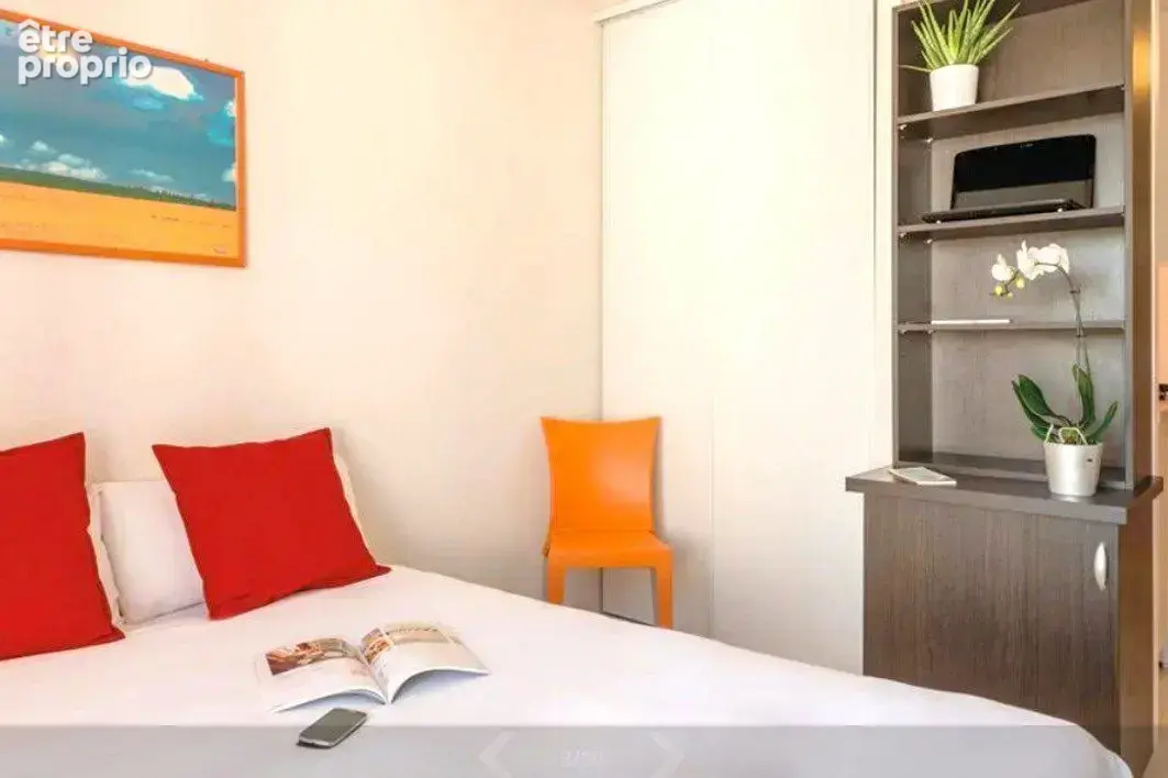 INVESTISSEMENT LOCATIF  Saint-Herblain  Résidence Affaires Appart'City Classic Nantes Saint Herblain - 6,9% de rentabilité - photo 2