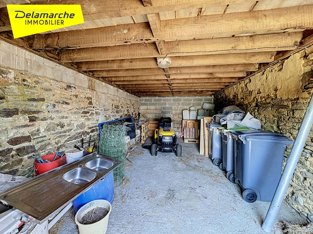 Maison à vendre à Grandparigny (50600) 2 pièce(s) 59 m2  sur terrain constructible d'env.3000m² - photo 5