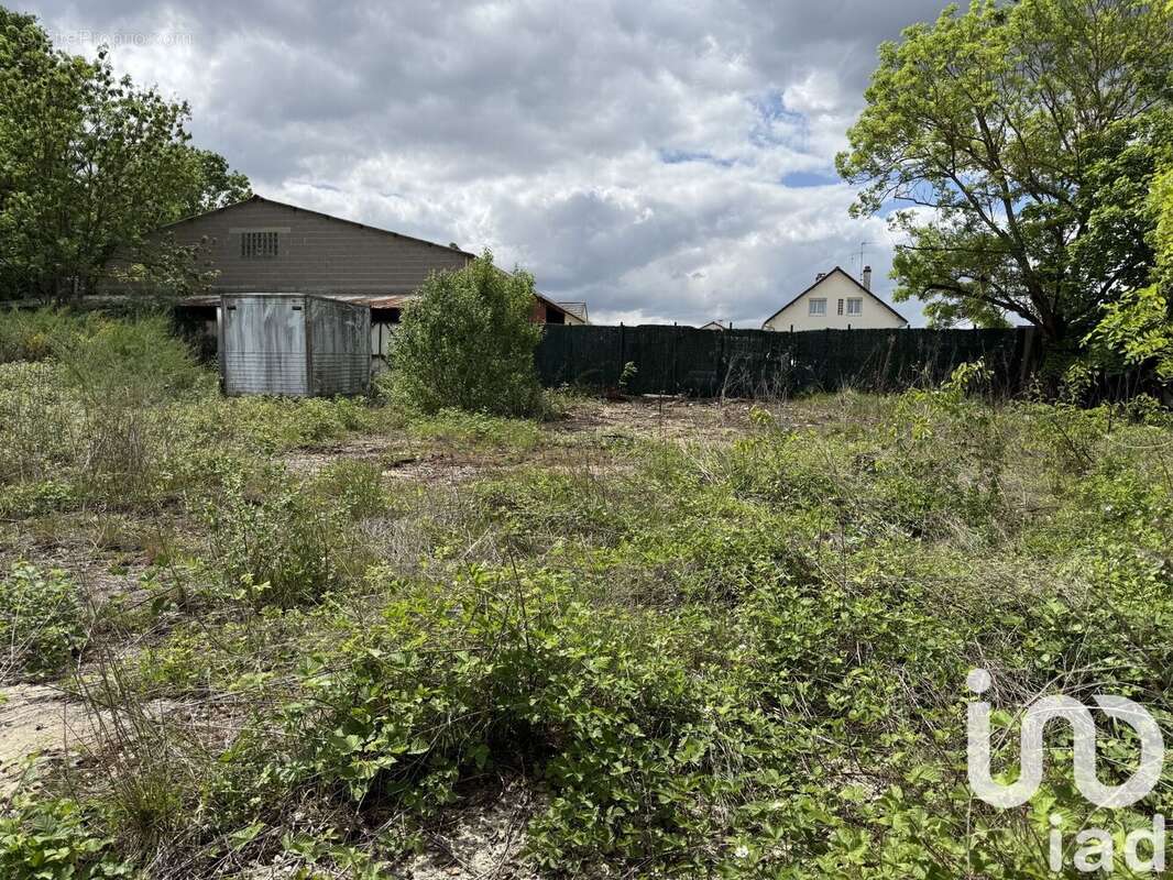 Photo 2 - Terrain à VILLEJUST