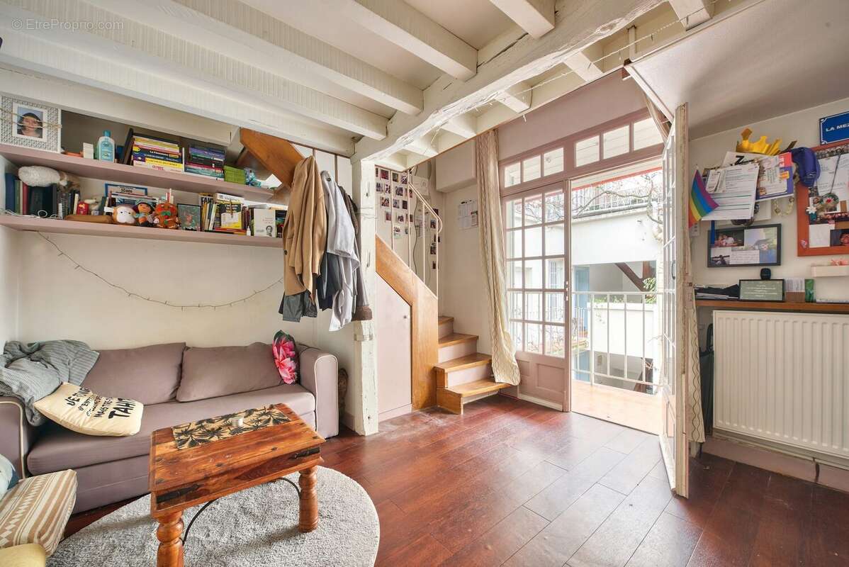Appartement à PARIS-7E