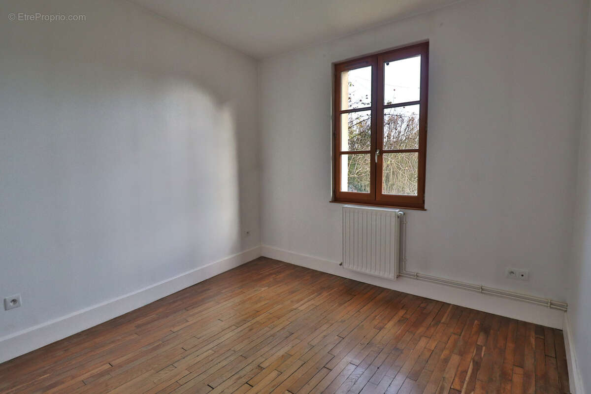 Maison à LES NOES-PRES-TROYES