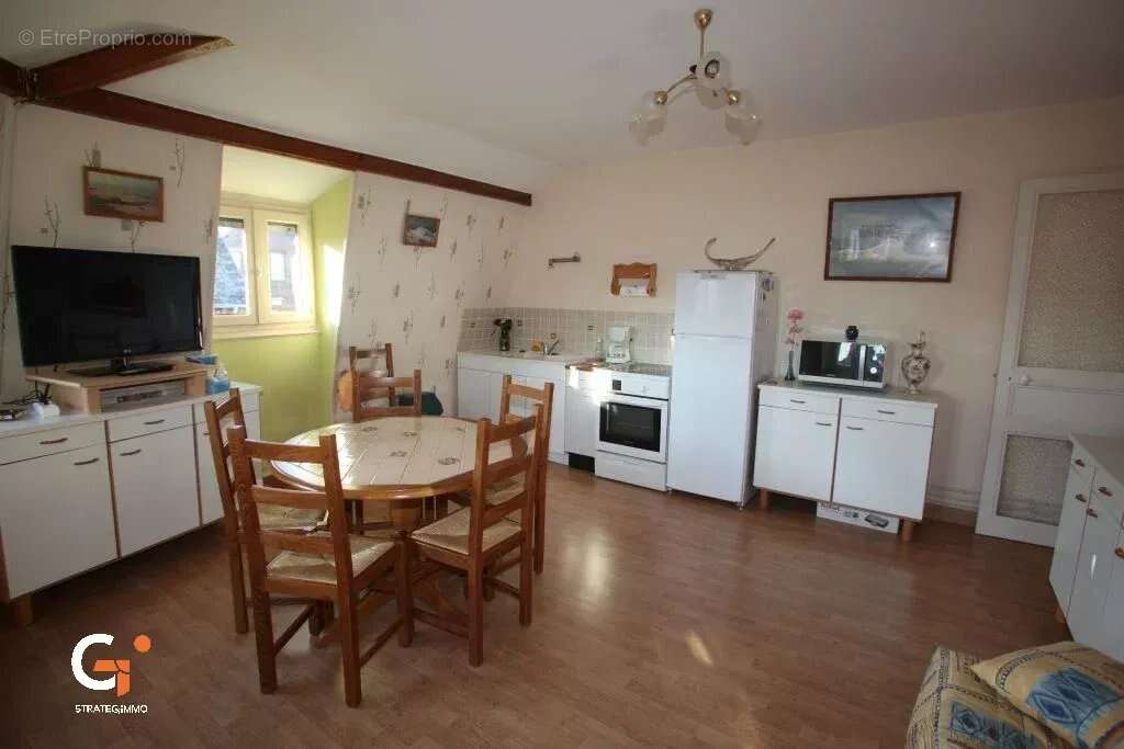 Appartement 3 pièces à 80 m de la plage - photo 2