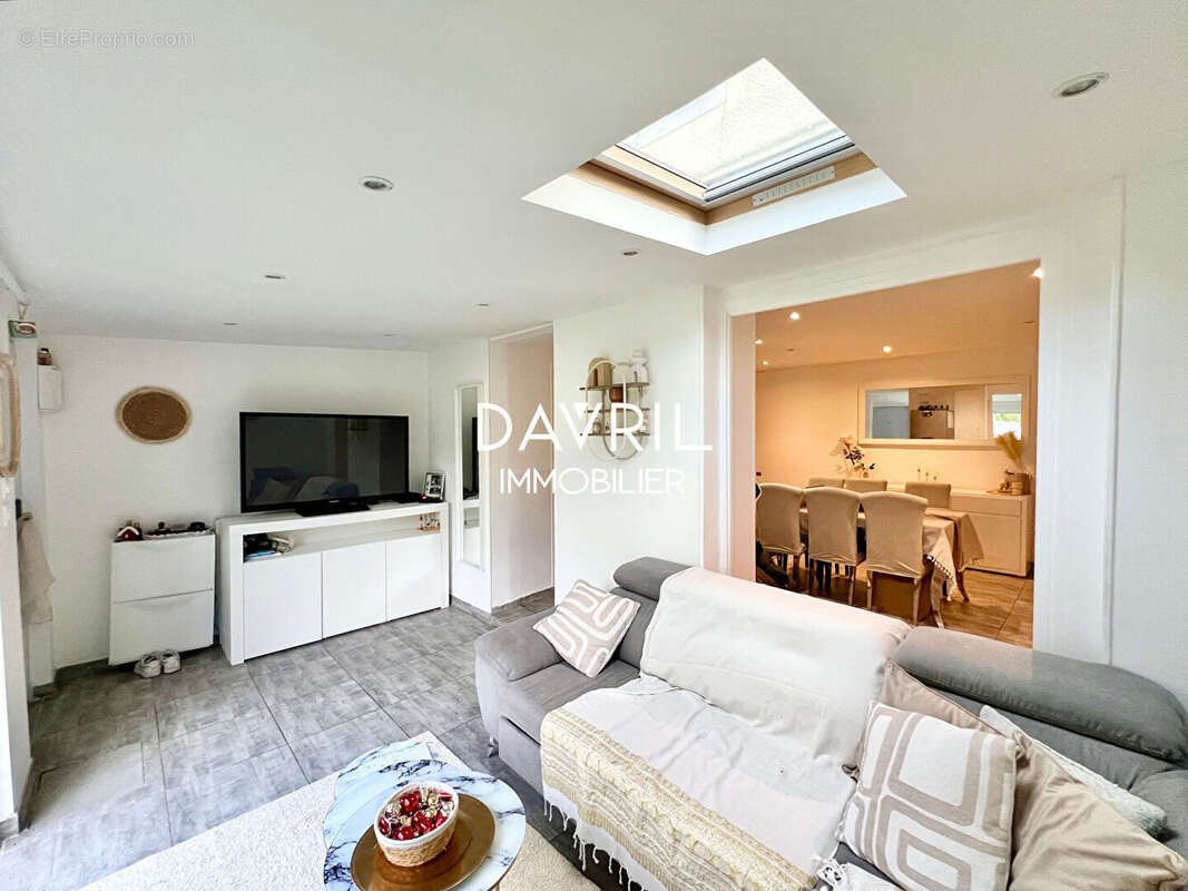 Maison à CONFLANS-SAINTE-HONORINE