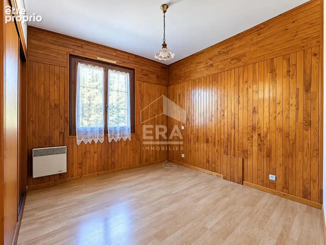 Maison de plain-pied 130 m² - 3 chambres - Terrain 1 000 m² - Proche commerces à Arvert - photo 7