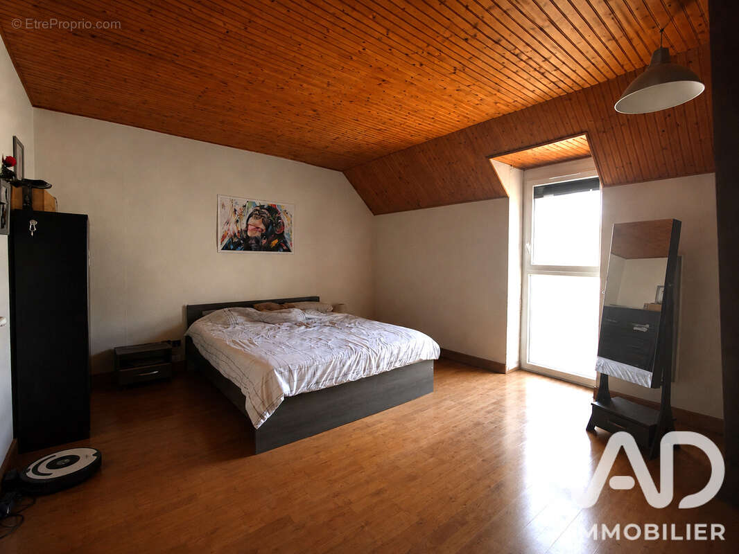 Maison 286 m² à Chinon  - photo 9