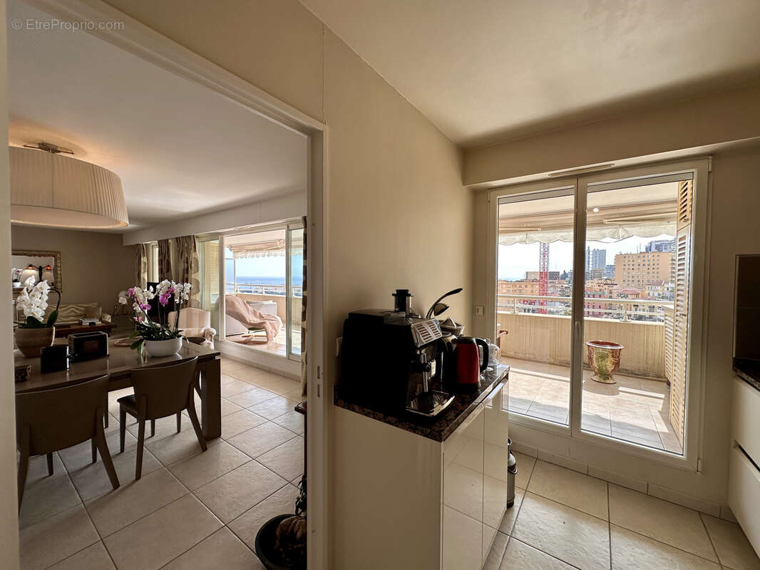 Appartement à BEAUSOLEIL