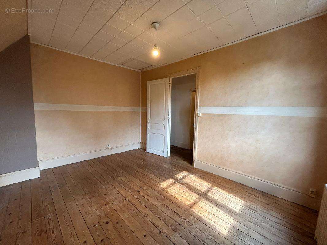 Maison à SAINT-JUST-EN-CHAUSSEE