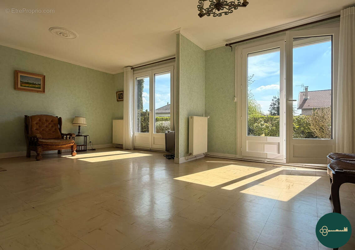 Maison à VILLEY-SAINT-ETIENNE