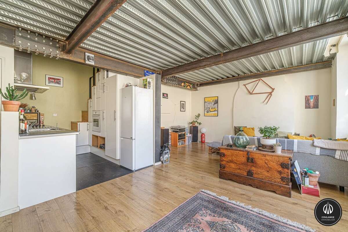 Appartement à MARSEILLE-2E