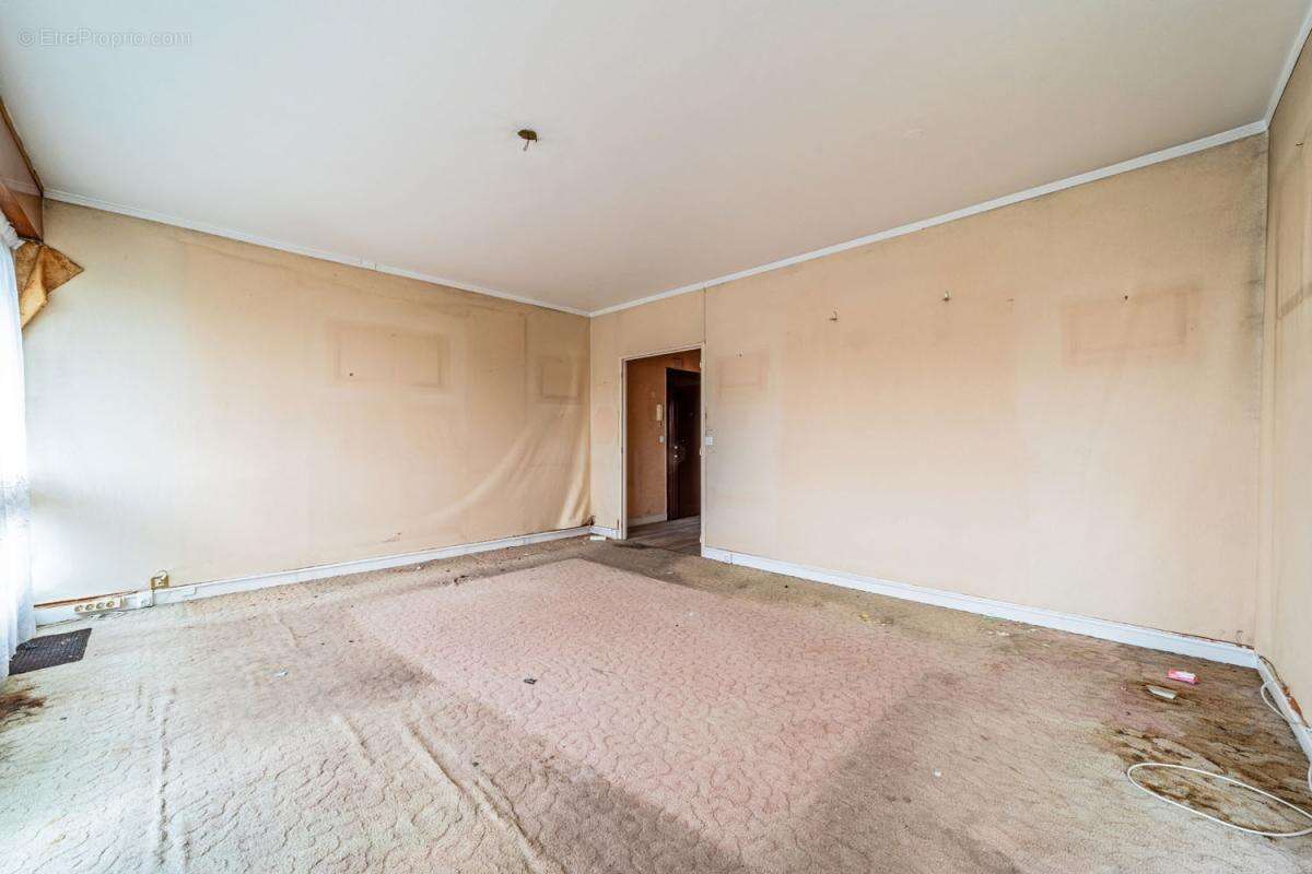Appartement à LE PLESSIS-ROBINSON