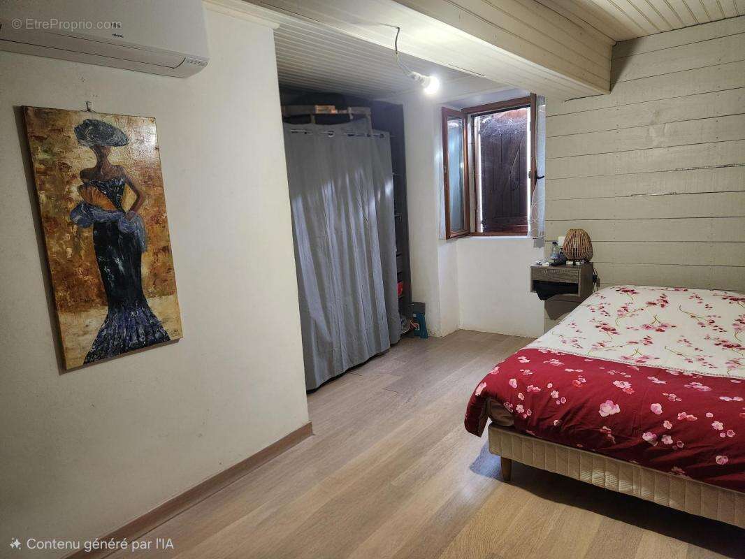 Maison à SAINT-LEON-SUR-L'ISLE