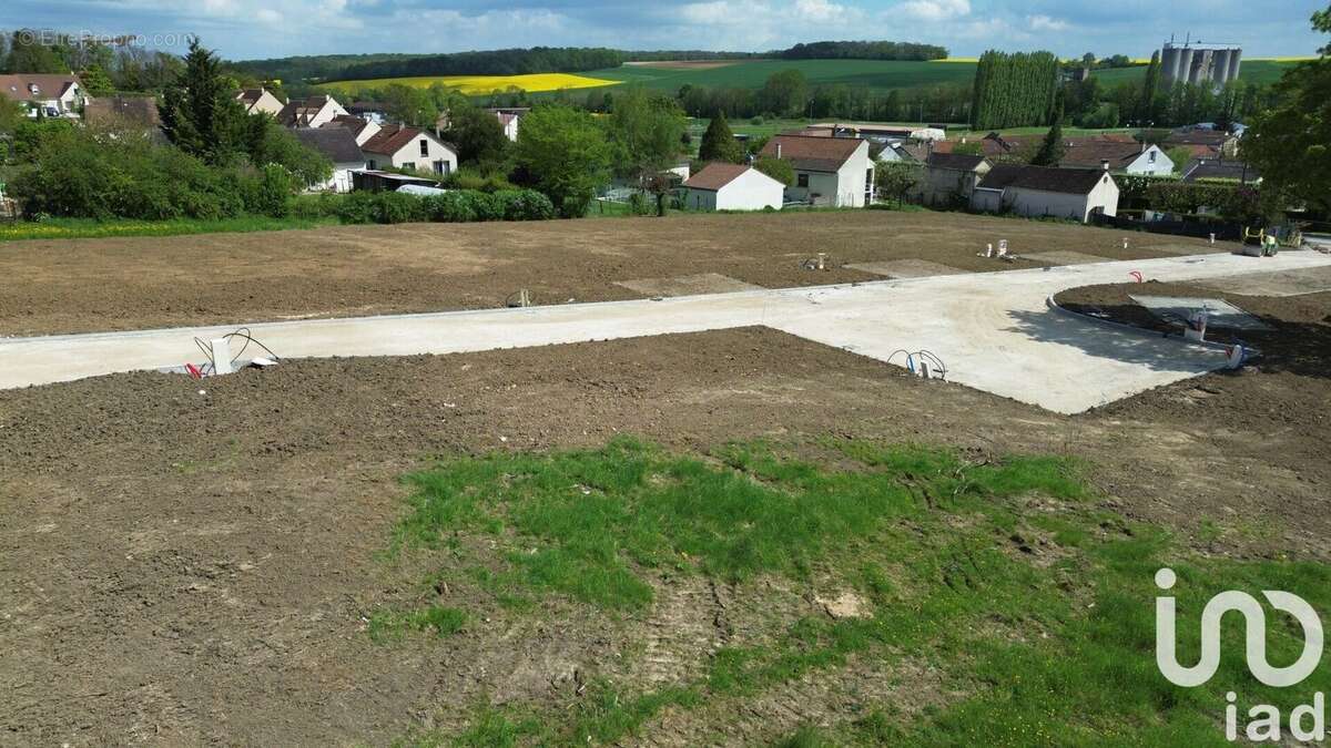 Photo 2 - Terrain à DONNEMARIE-DONTILLY
