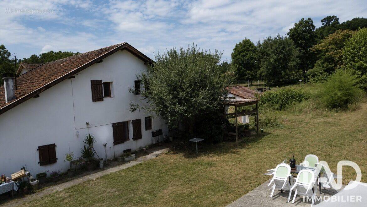 Photo 1 - Maison à LABATUT