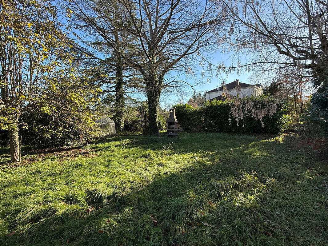 Maison à RIORGES