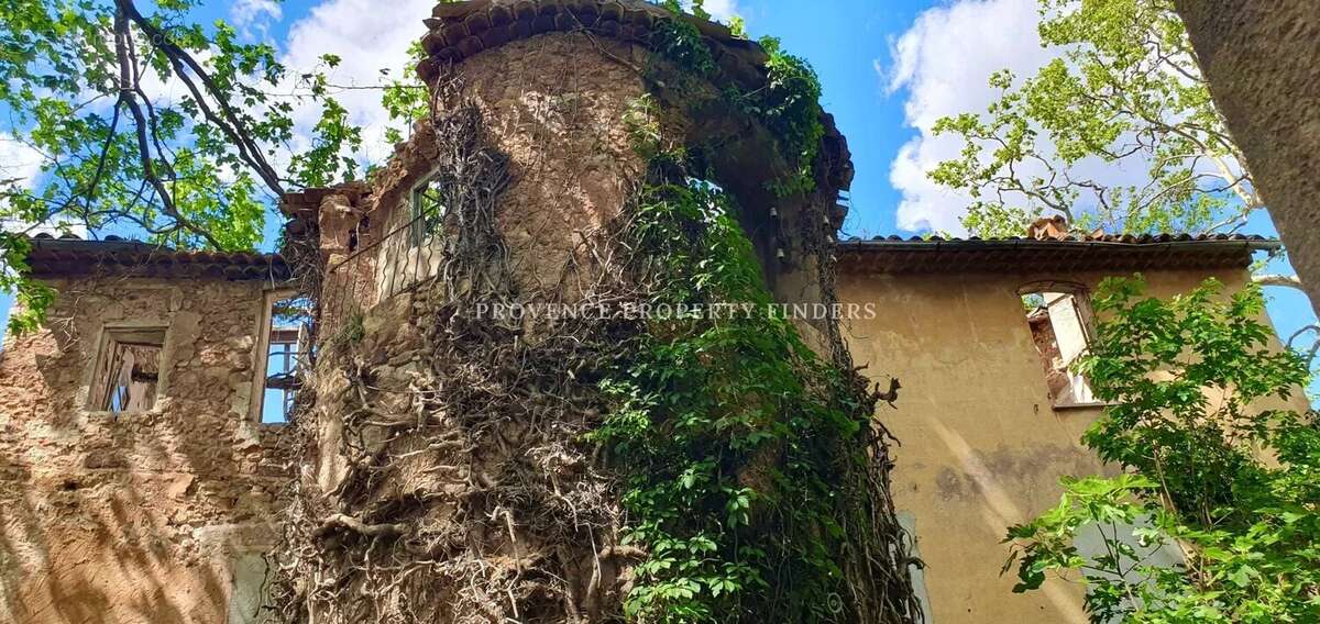 Maison à LE CANNET-DES-MAURES