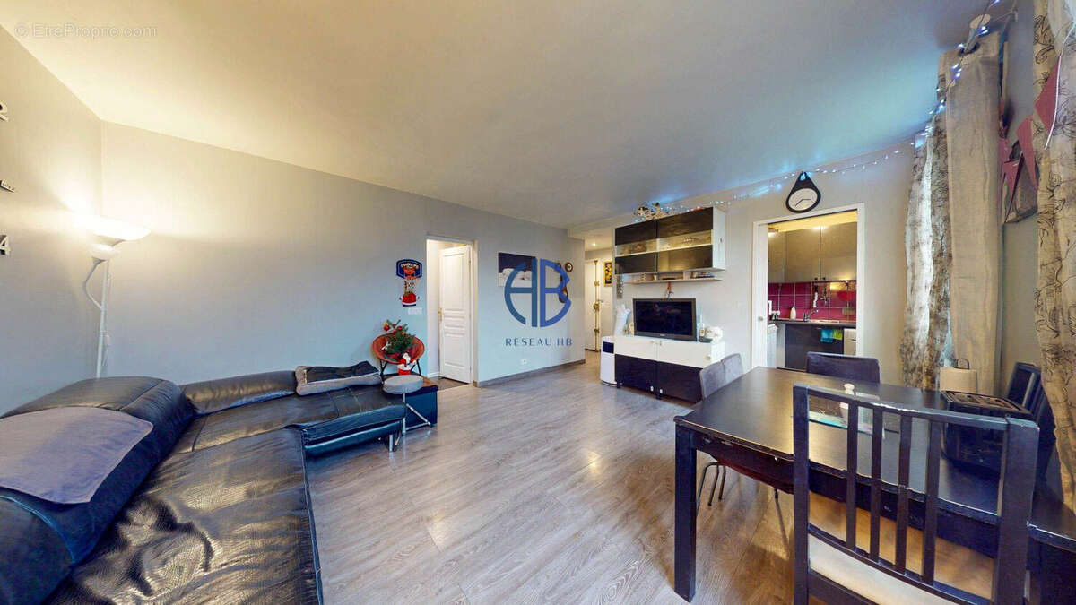 Appartement à STAINS