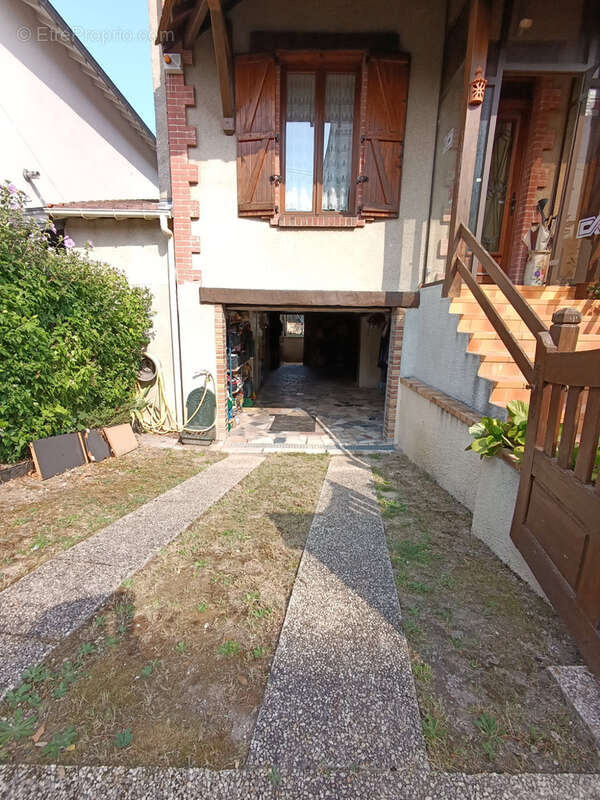 Maison à HOUILLES