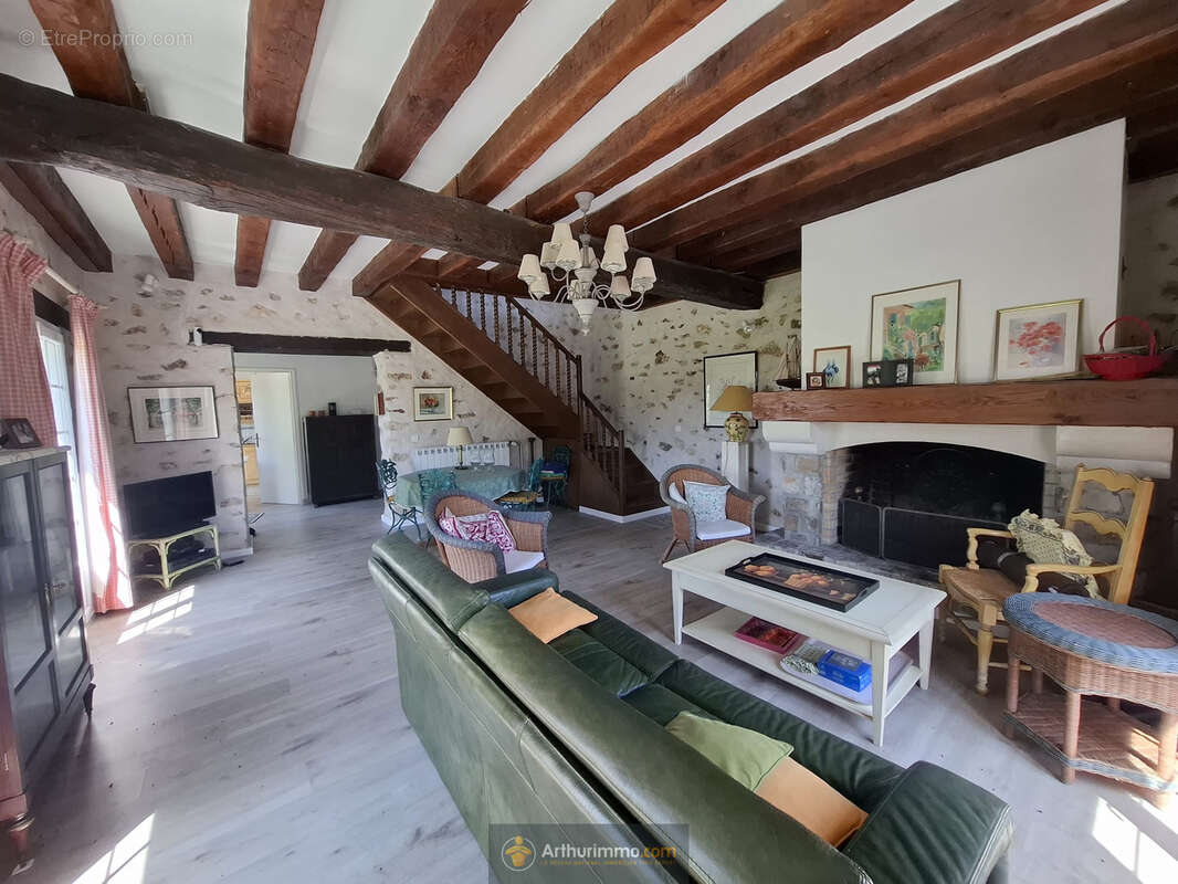 Maison à LA FERTE-GAUCHER