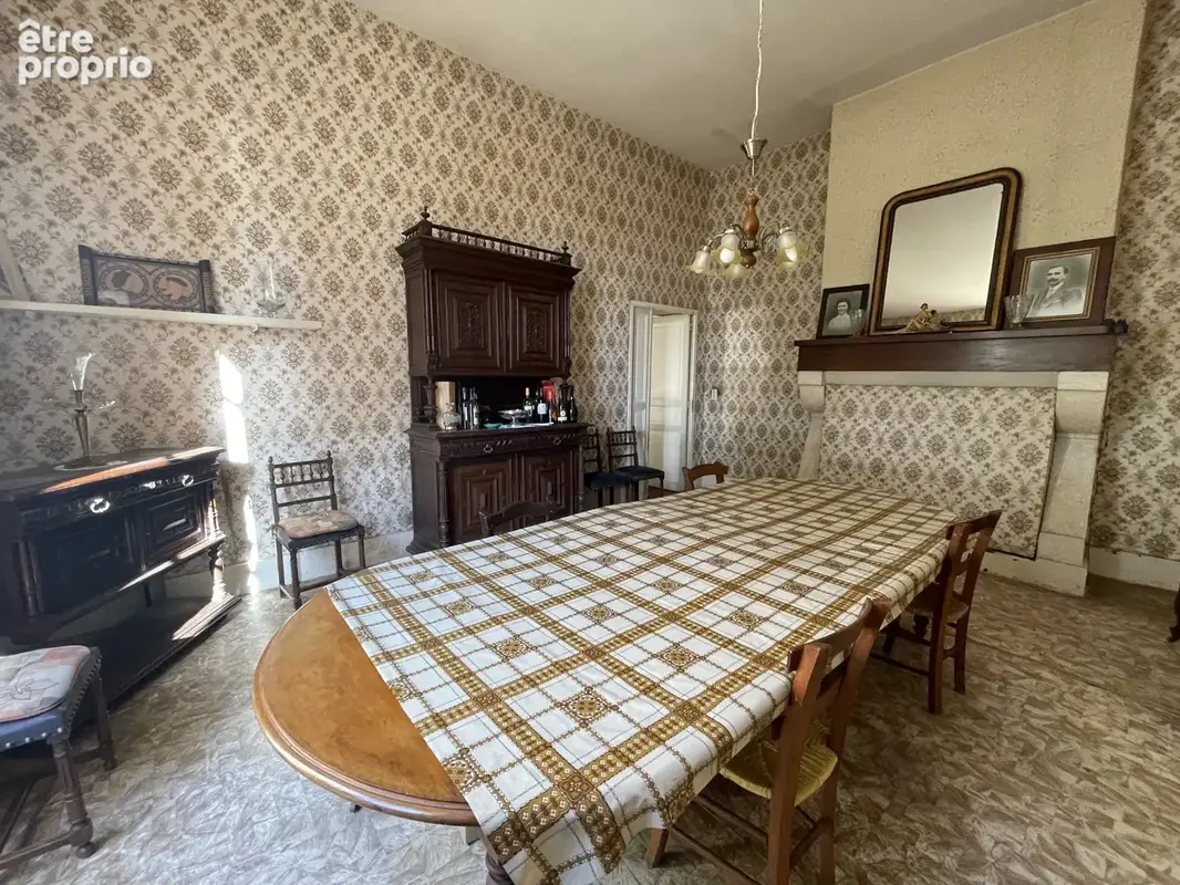 Maison a renover avec dependances sur 10ha  de terrain - photo 5