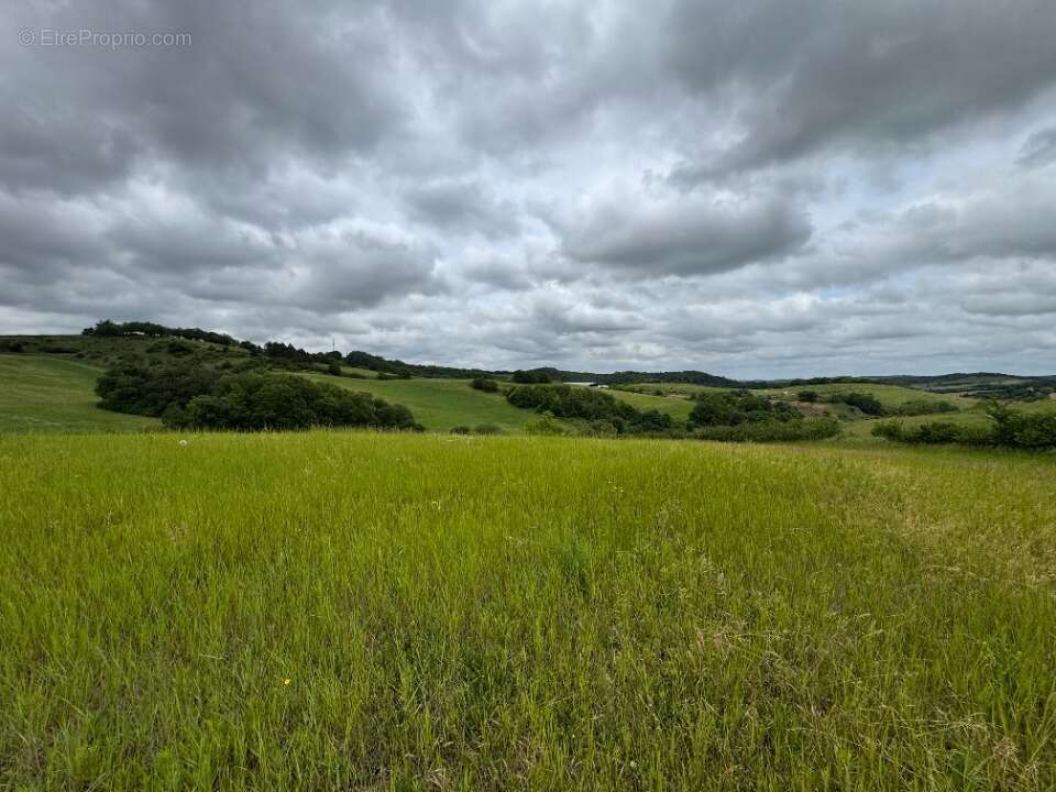 Terrain à CASTELNAUDARY