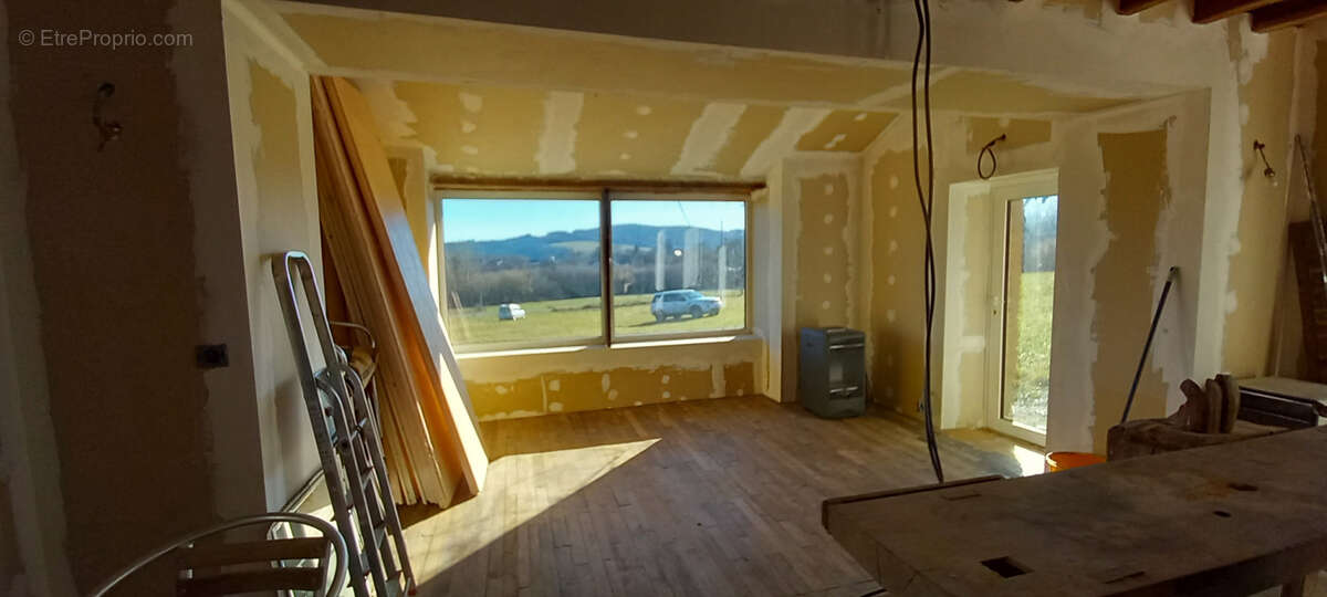 Maison à BOSMOREAU-LES-MINES