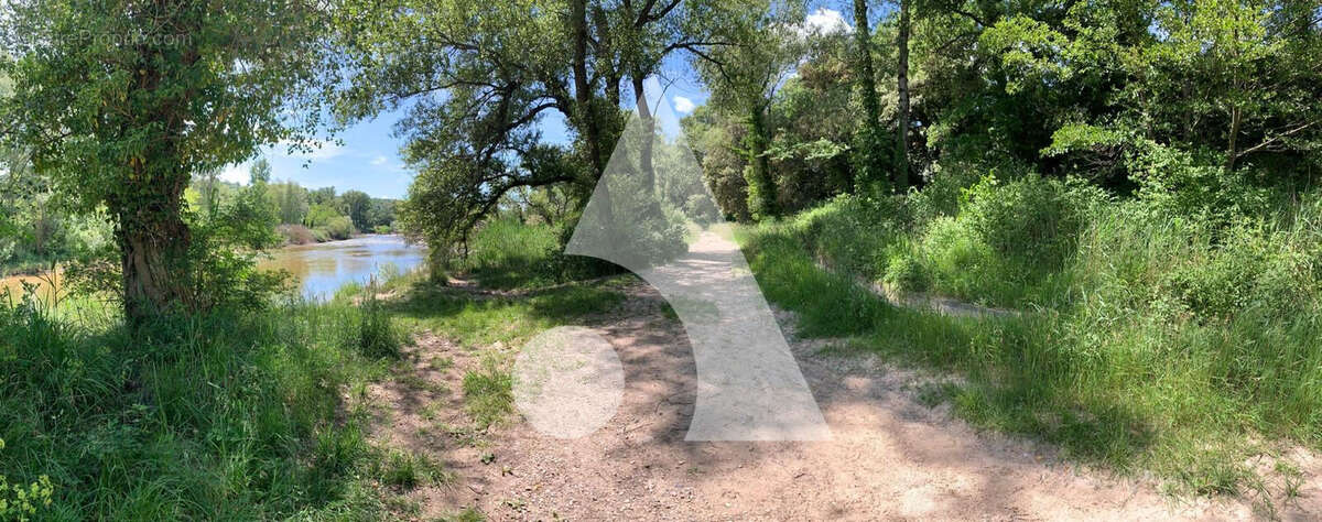 Maison à VINON-SUR-VERDON