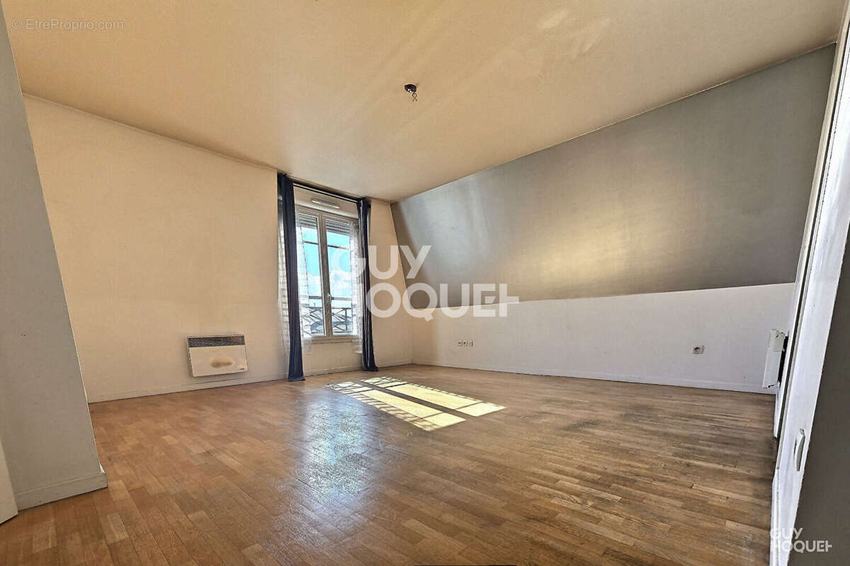 Appartement à MAISONS-ALFORT