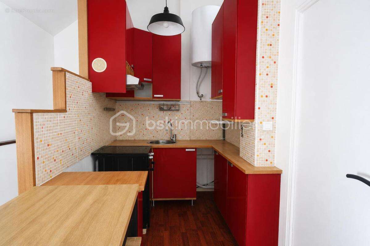 Appartement à BAULNE