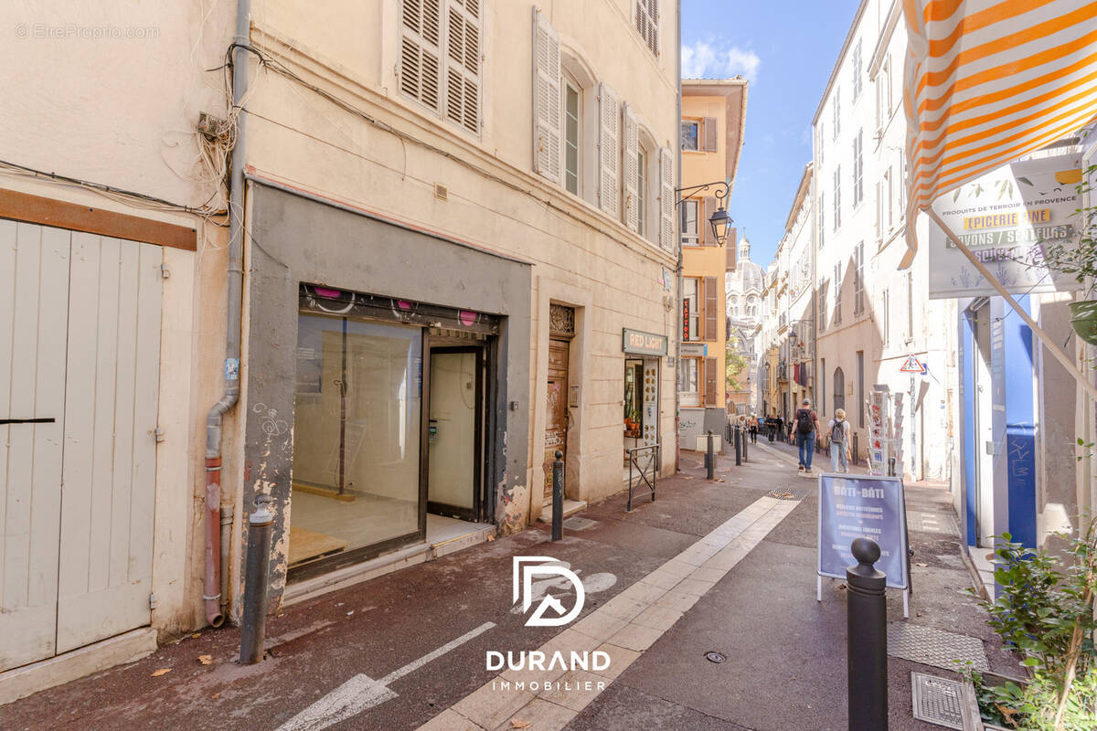 Commerce à MARSEILLE-2E