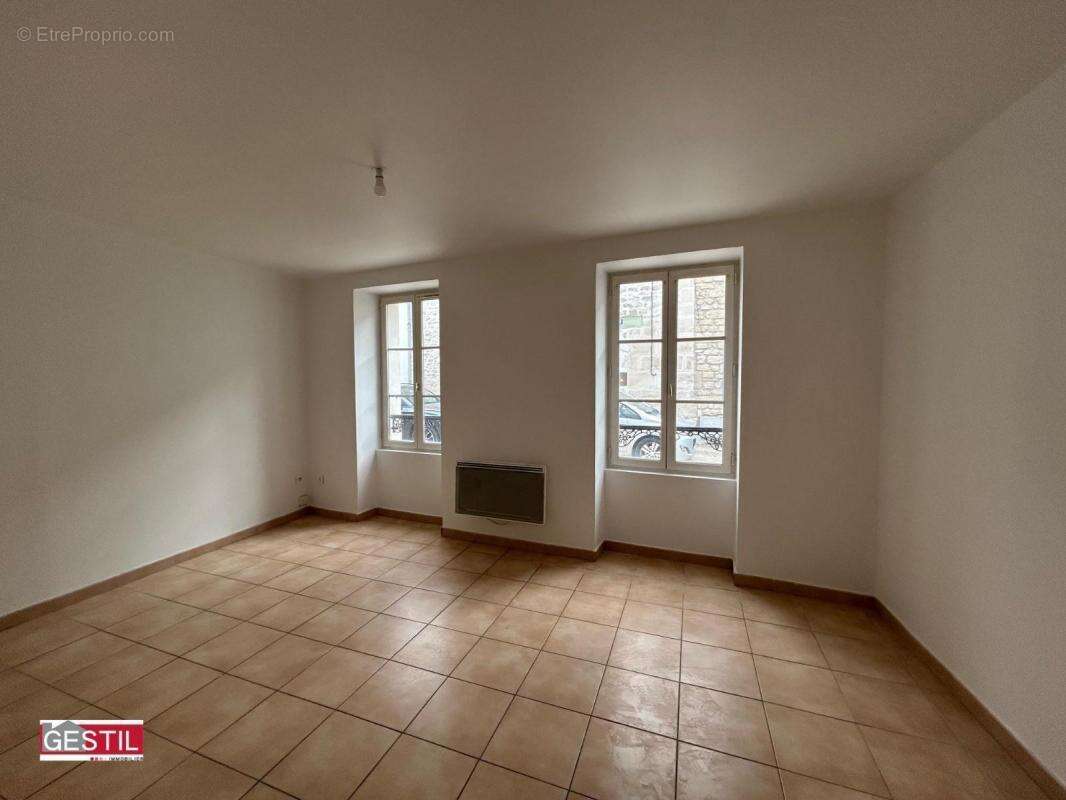 Appartement à NEUVILLE-SUR-OISE