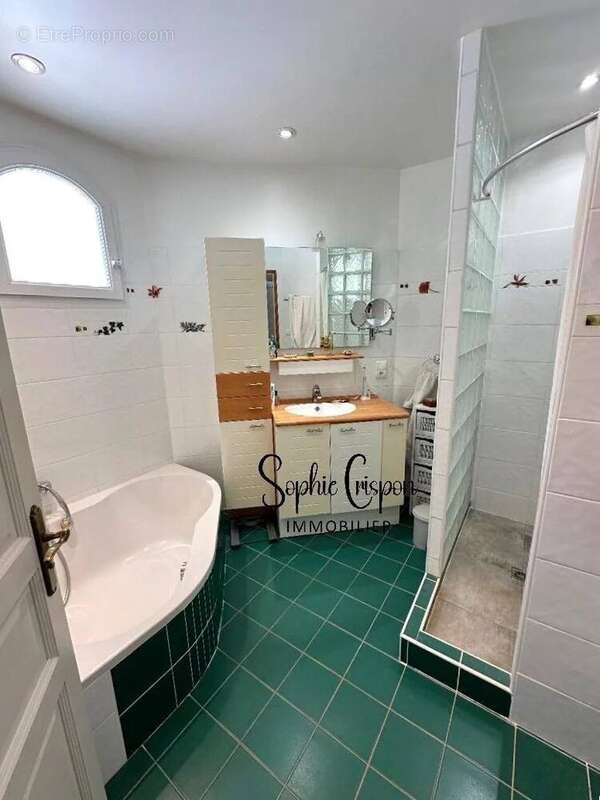 Maison à LES ADRETS-DE-L'ESTEREL