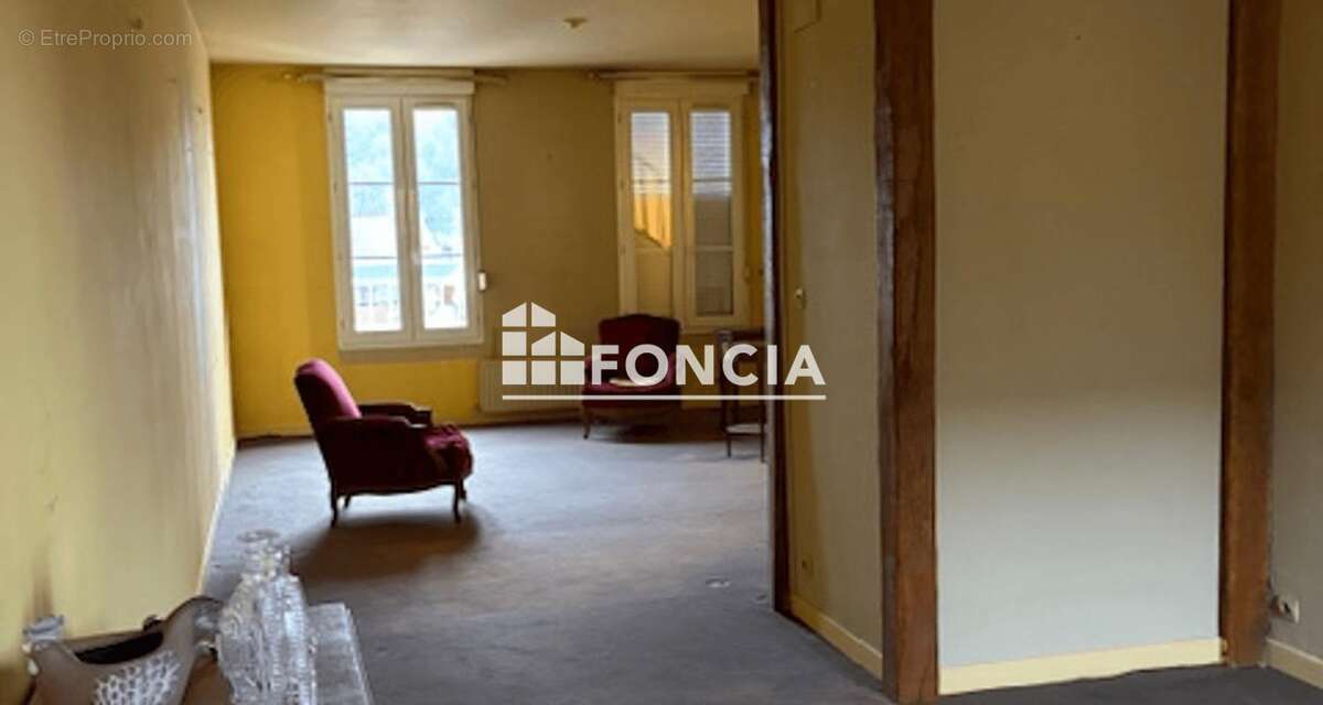 Appartement à CHARLEVILLE-MEZIERES