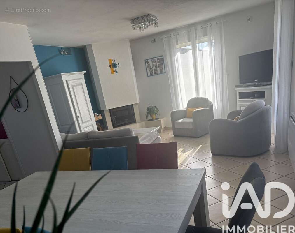 Photo 4 - Maison à SAINT-LAURENT-D'ANDENAY