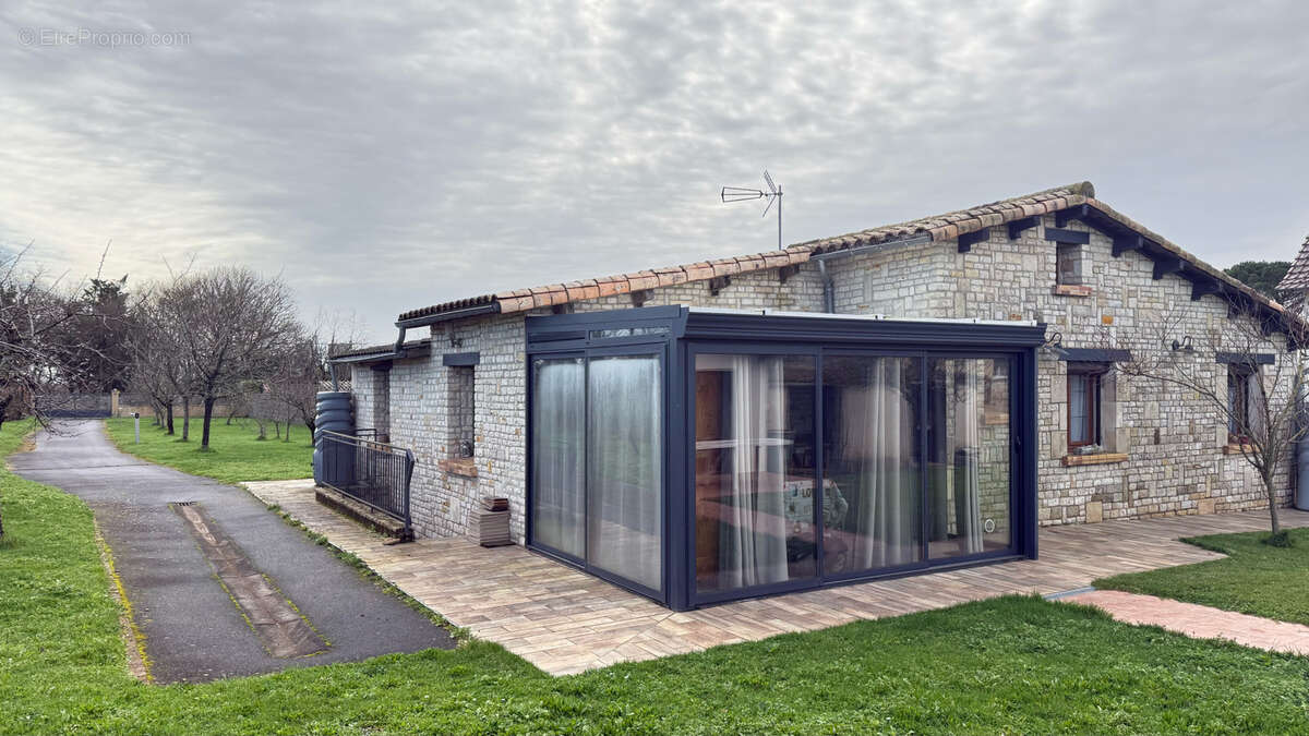 Maison à COULON