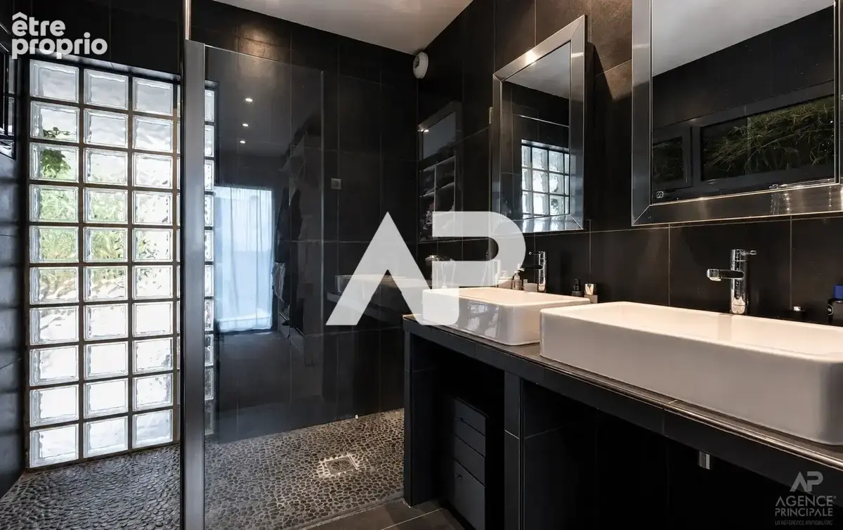 Maison Rueil Malmaison 6 pièce(s) 226.50 m2 - photo 9