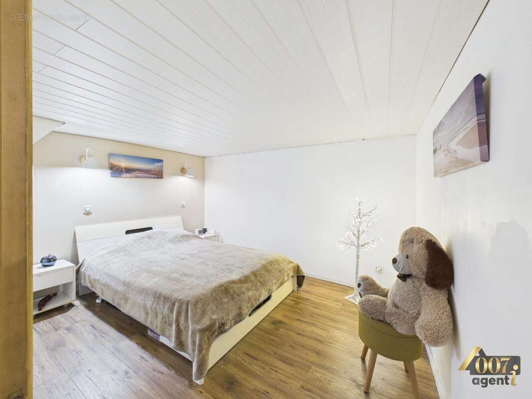 Maison 83 m² à Presle  - photo 8