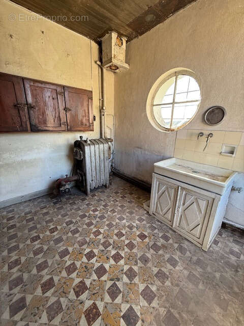 Maison à LA GENETOUZE