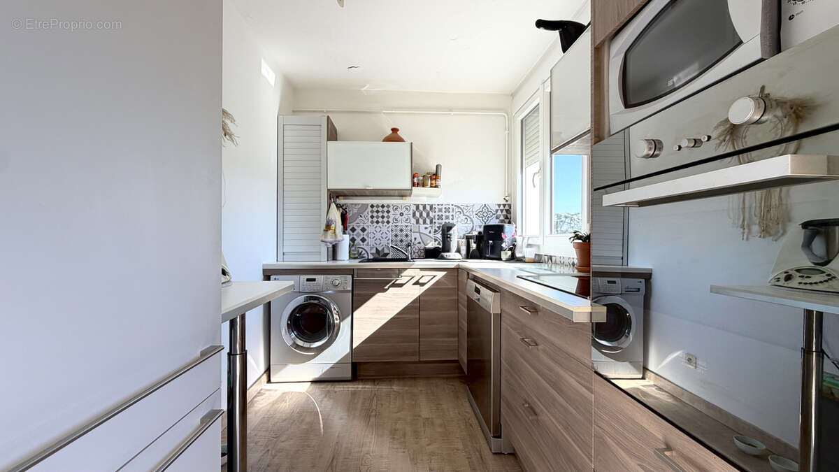 Appartement t2 42 m2 - romans ouest - photo 3