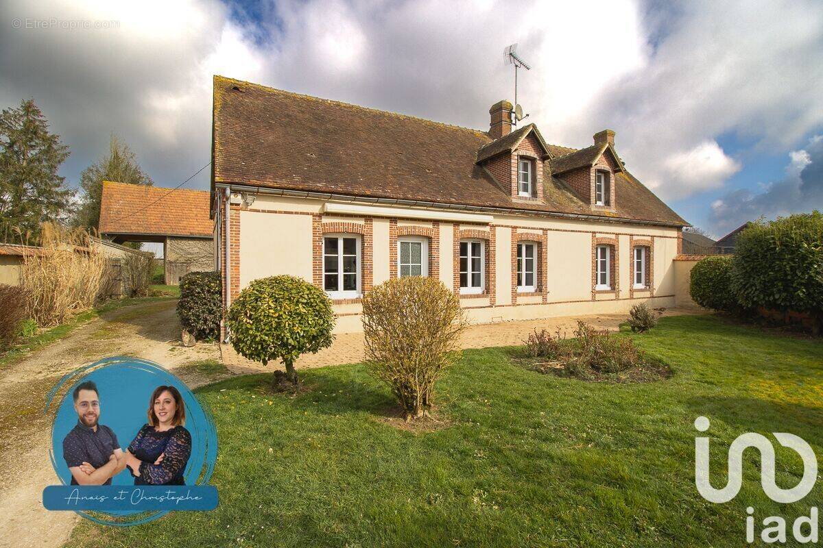 Photo 1 - Maison à TREMBLAY-LES-VILLAGES