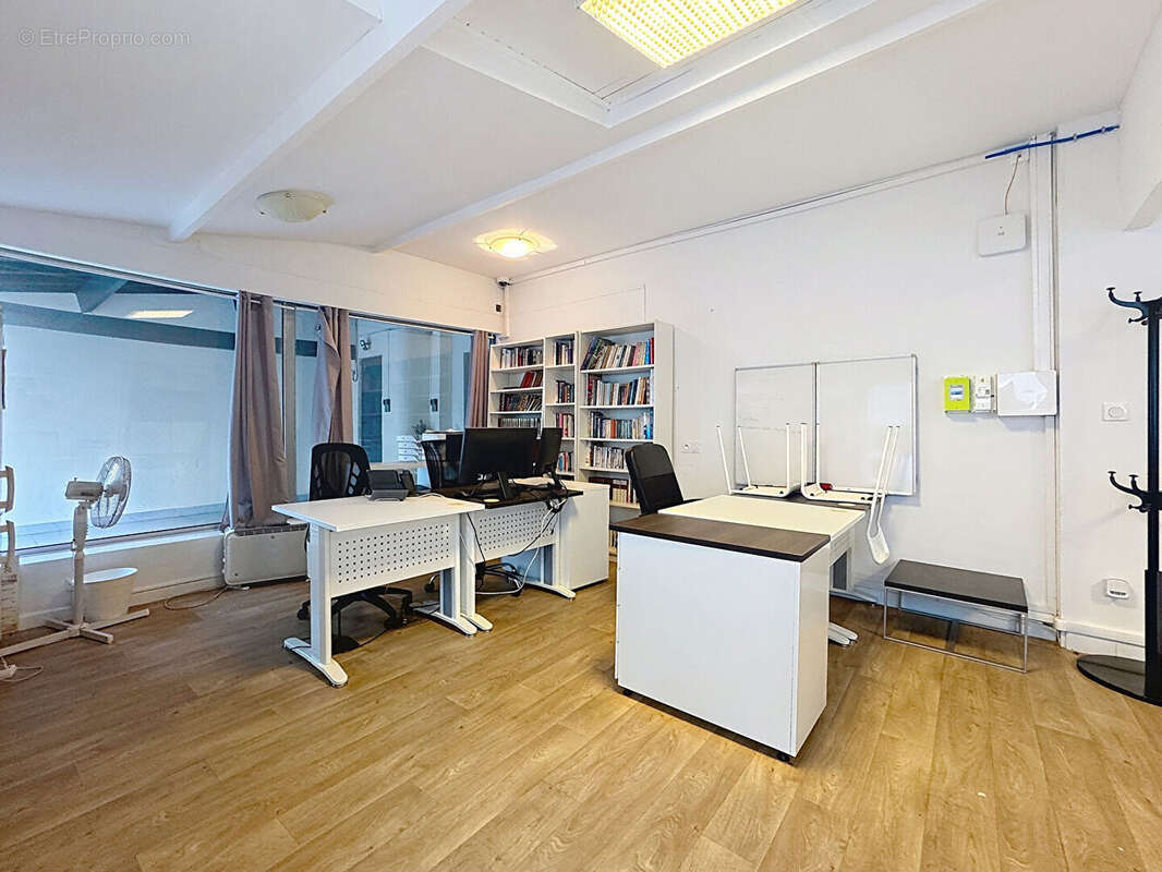 Commerce à PALAVAS-LES-FLOTS