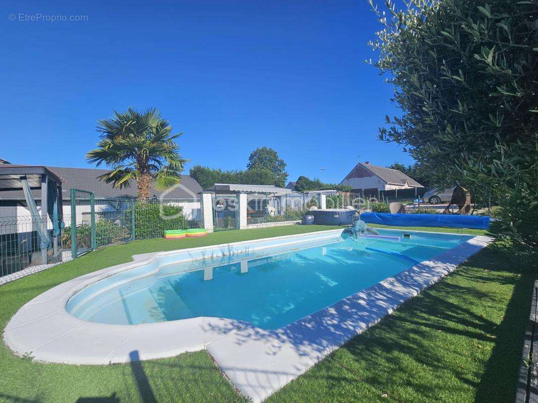 Maison à SAINT-MARTIN-D&#039;ABBAT