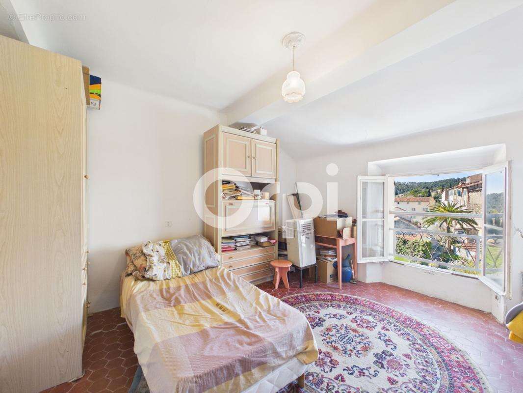 Appartement t3 / seillans village - accès facile - stationnement facile - commodités à proximité - idéal investisseurs ou premie - photo 8