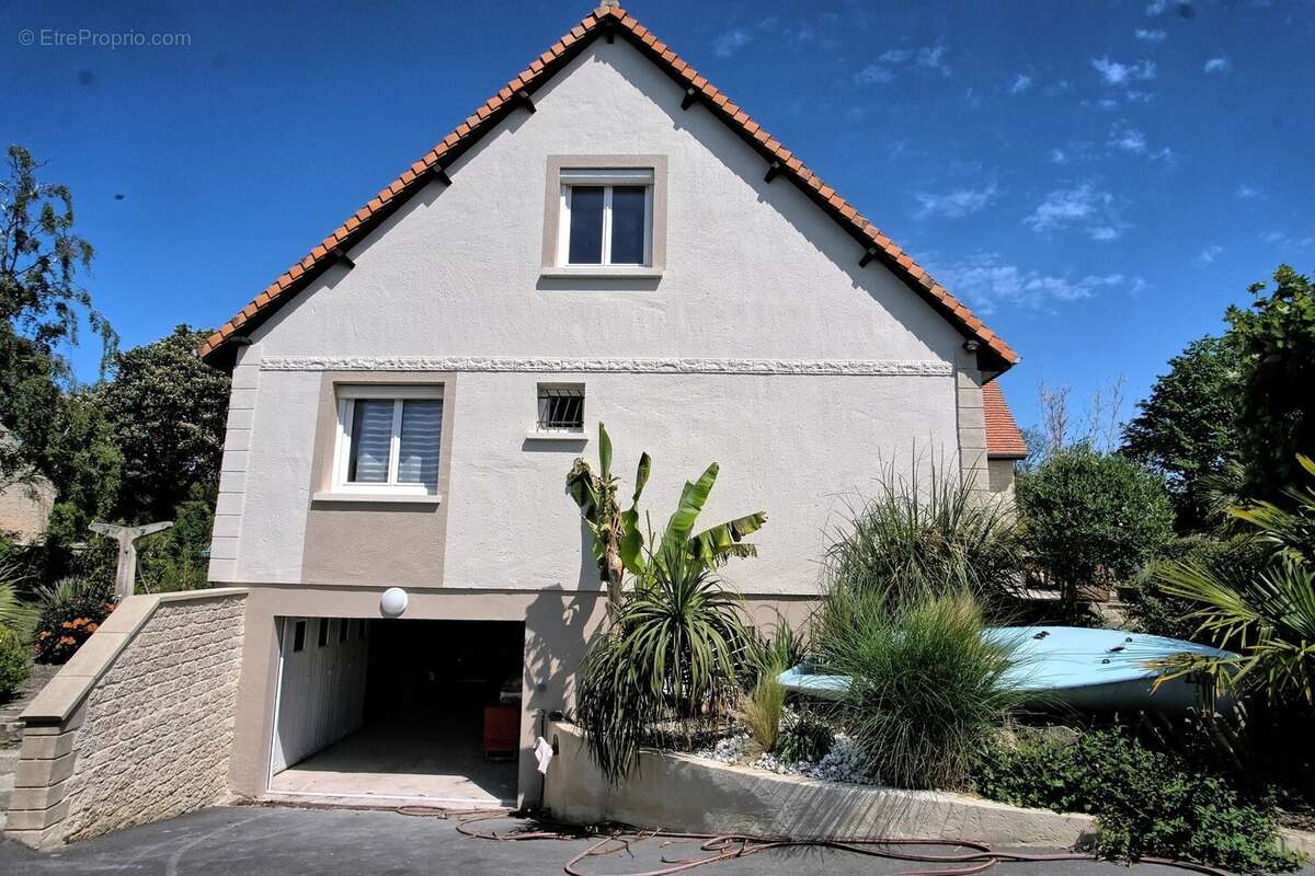 Maison à LANGRUNE-SUR-MER