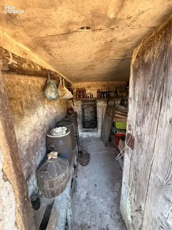 EN EXCLUSIVITE ! Charmante maison en pierre 60m² à rénover, Terrain de 900 m² 18 500 € - photo 12