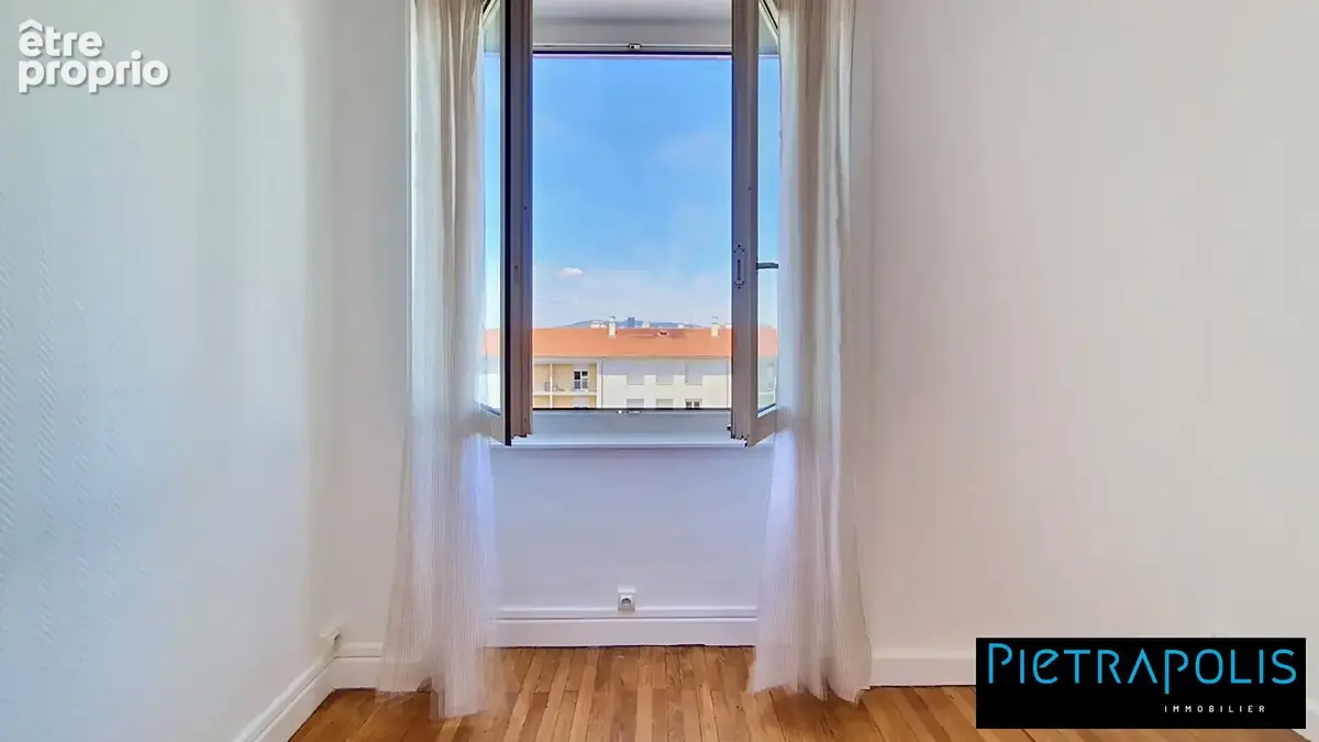 Appartement 63 m² à Lyon-8e  - photo 8
